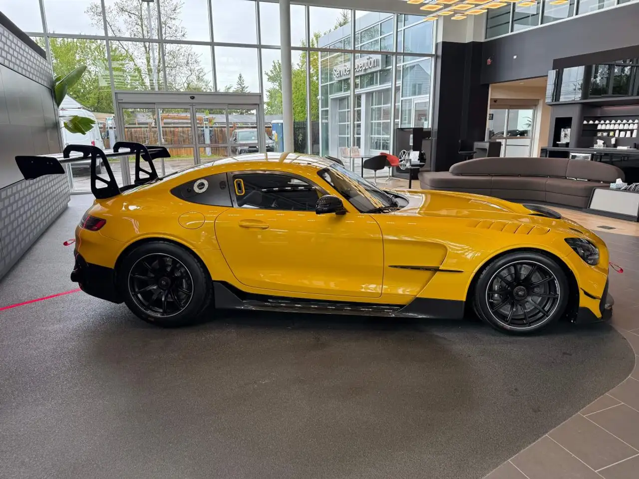 Mercedes-Benz AMG GT - Image 9