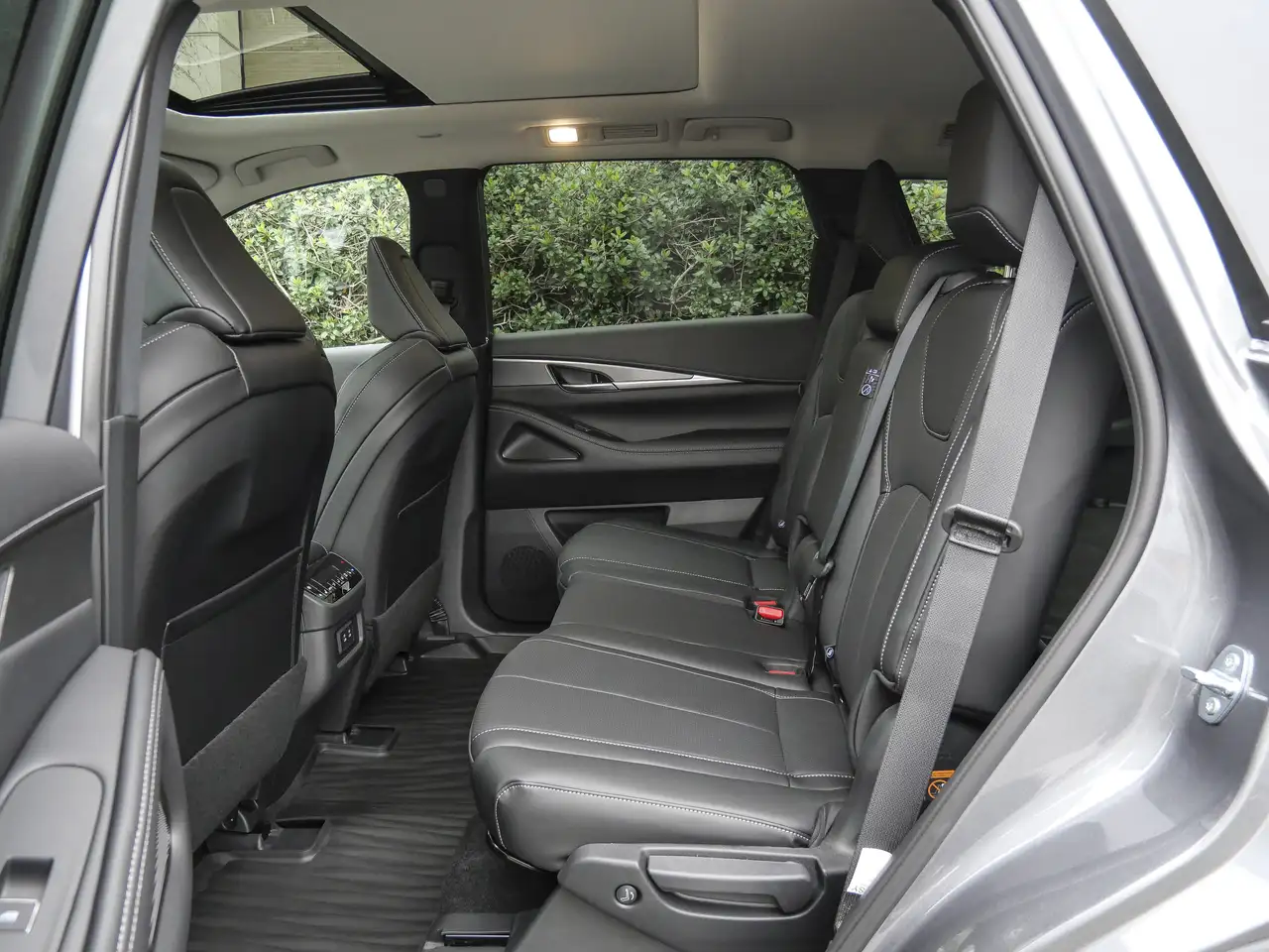 Infiniti QX60 - Image 6