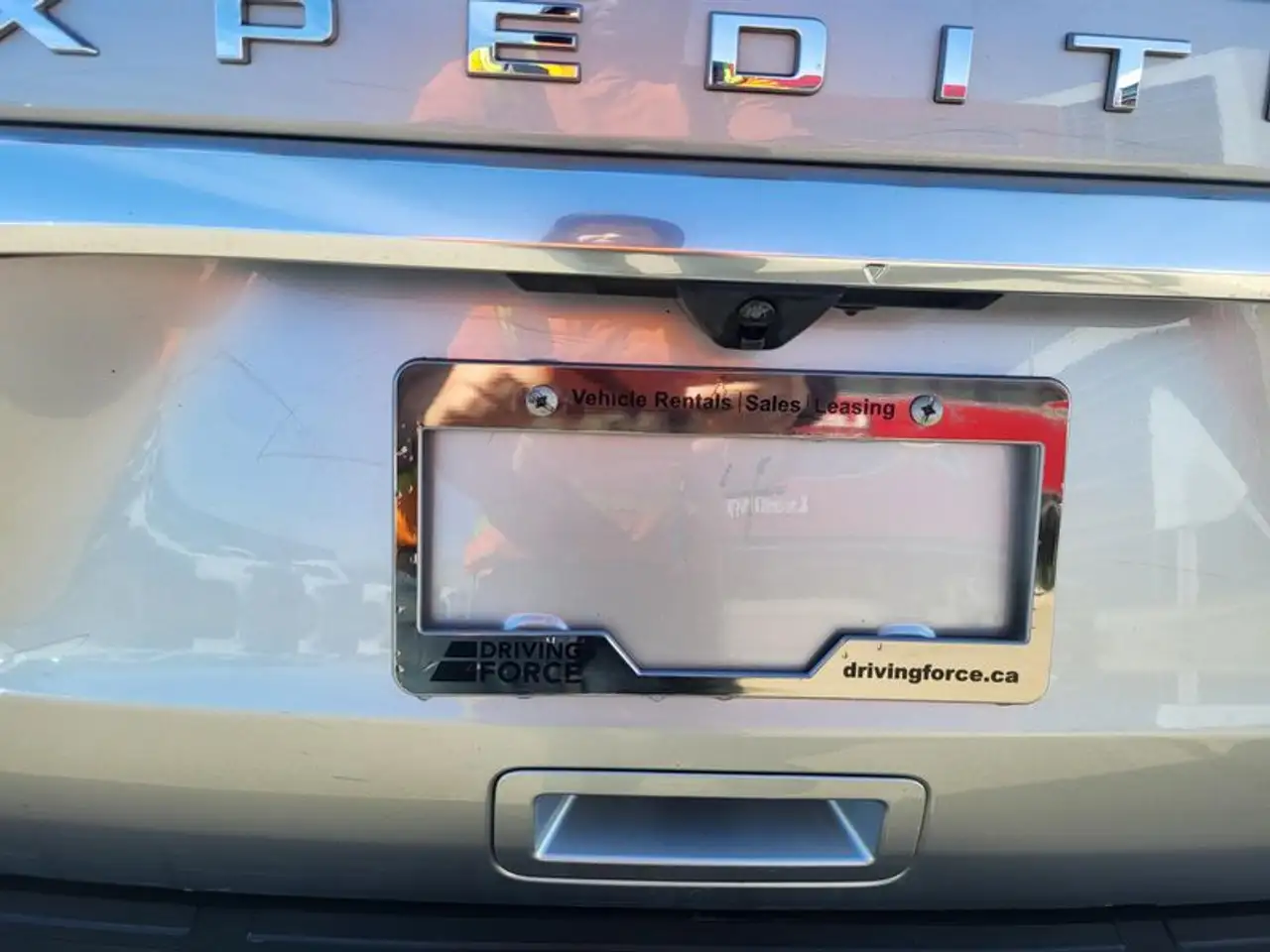 Ford Expedition - Image 27