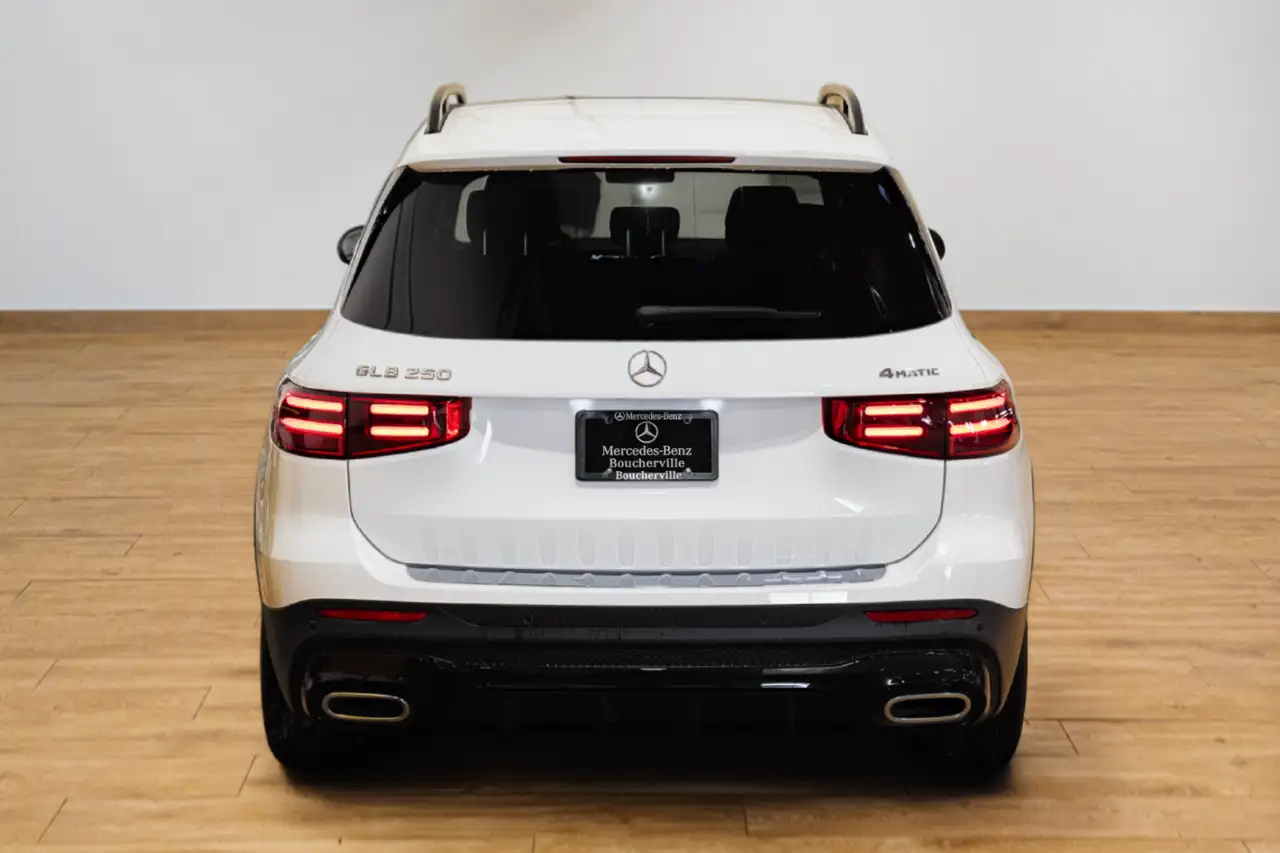 Mercedes-Benz GLB - Image 4