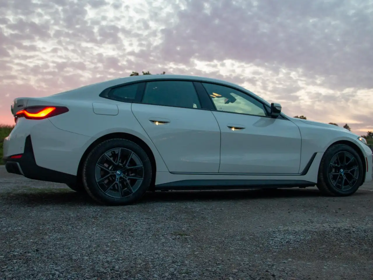 BMW i4 - Image 7
