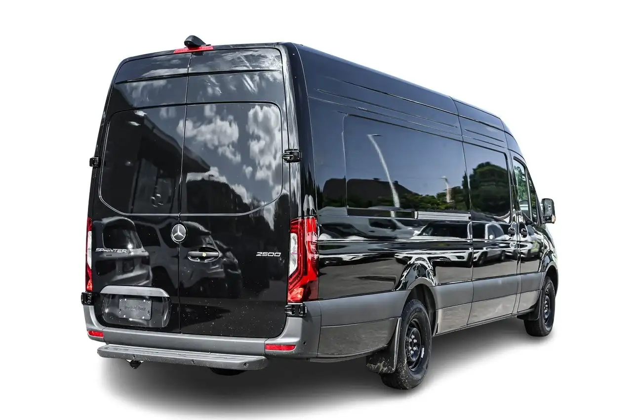 Mercedes-Benz Sprinter 2500 - Image 6