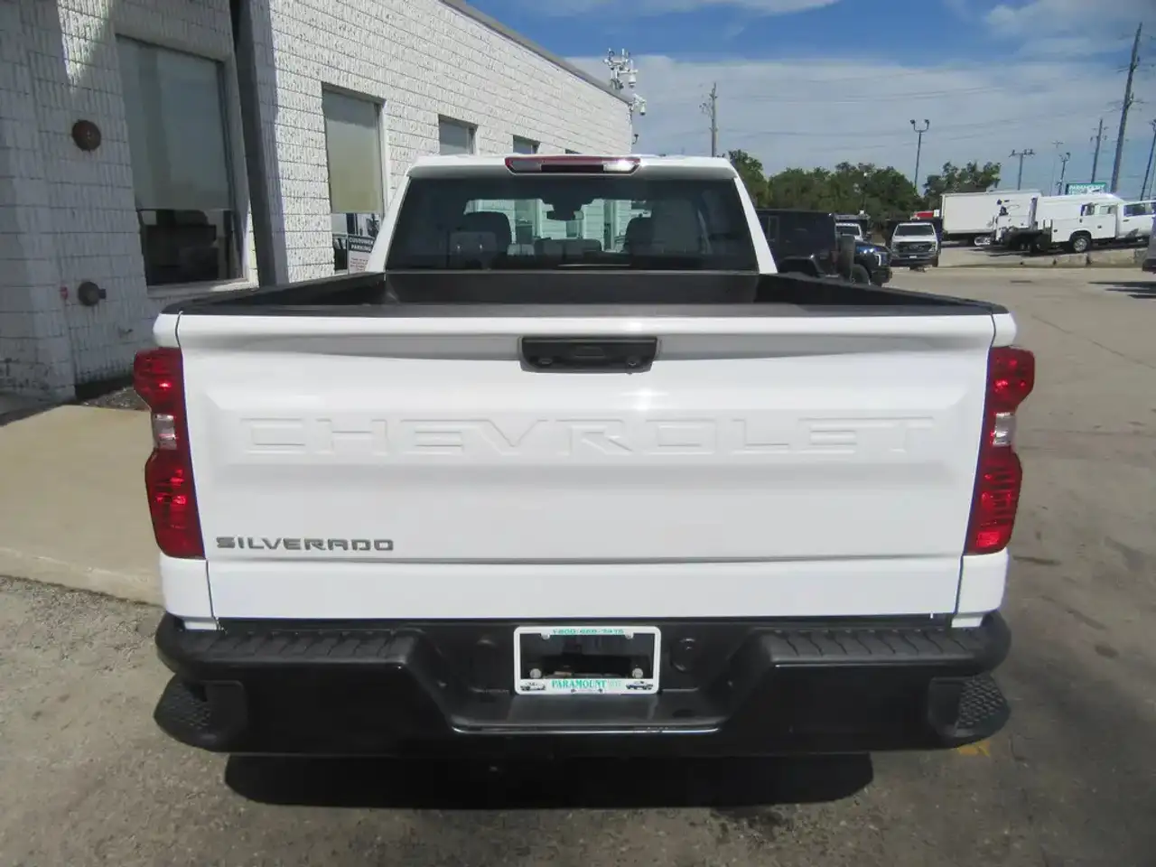 Chevrolet Silverado 1500 - Image 4