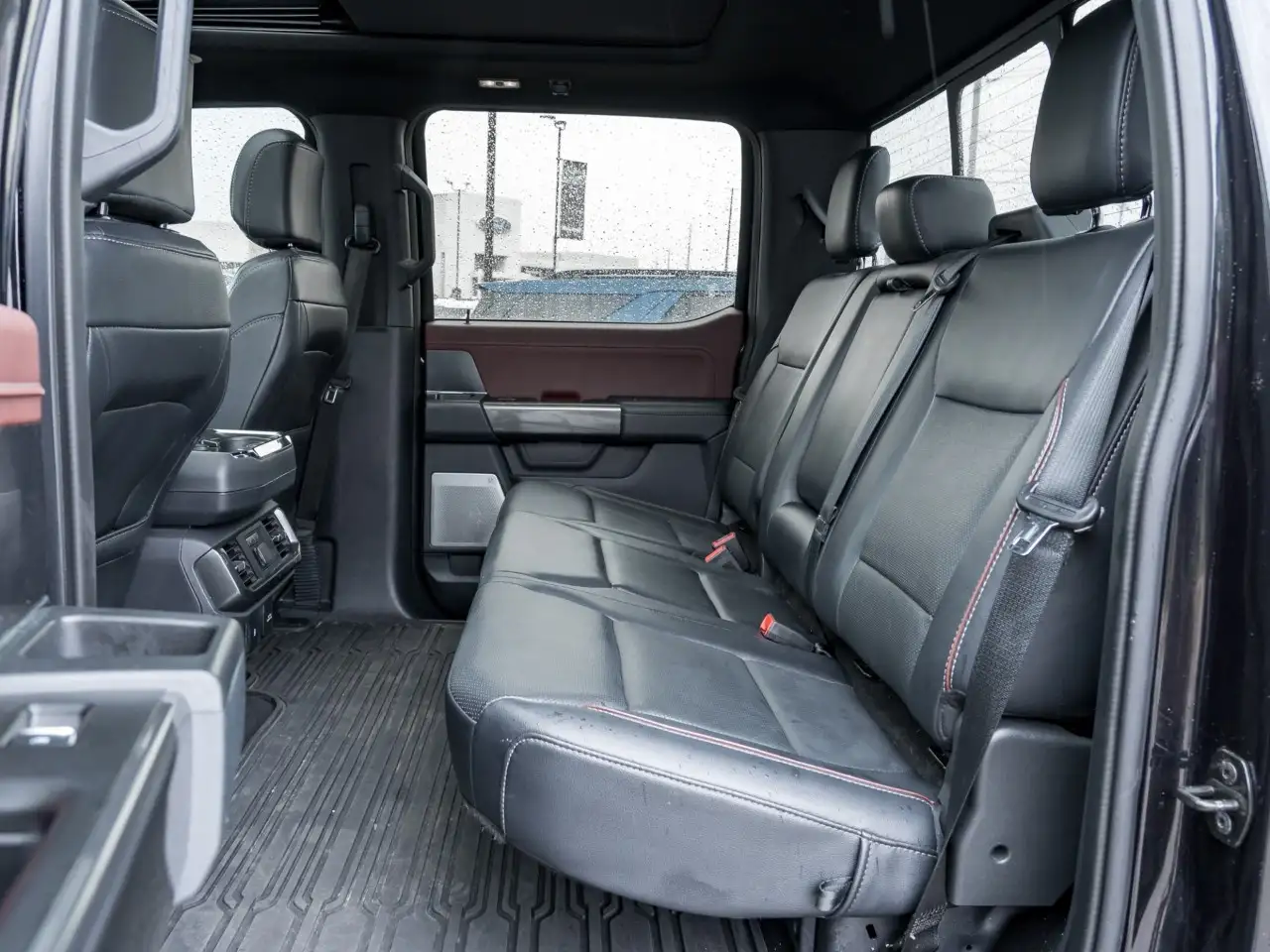 Ford F-150 - Image 28