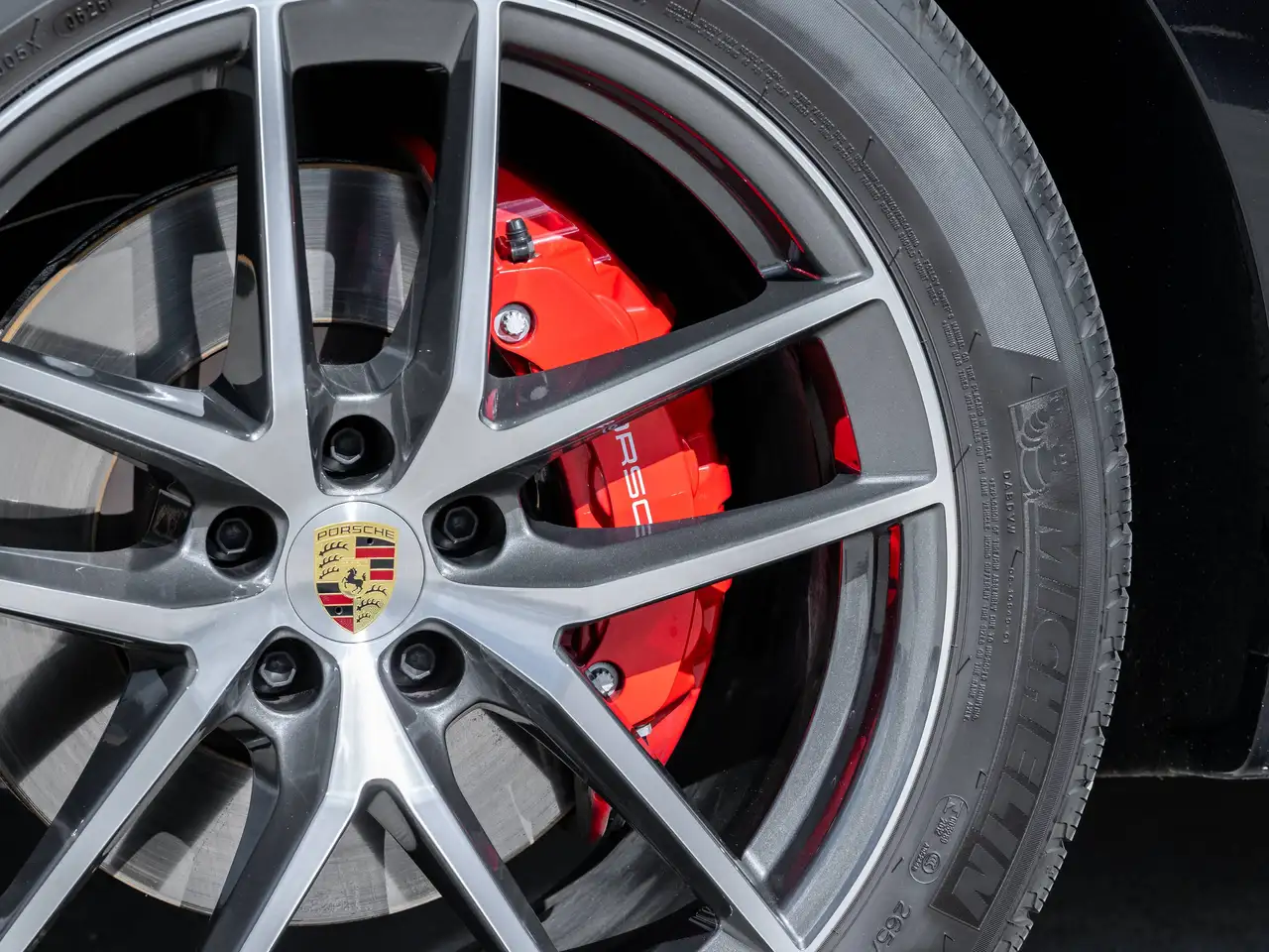 Porsche Macan - Image 9