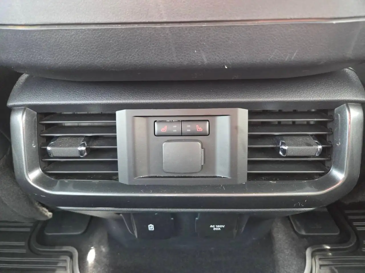 Ford F-150 - Image 11