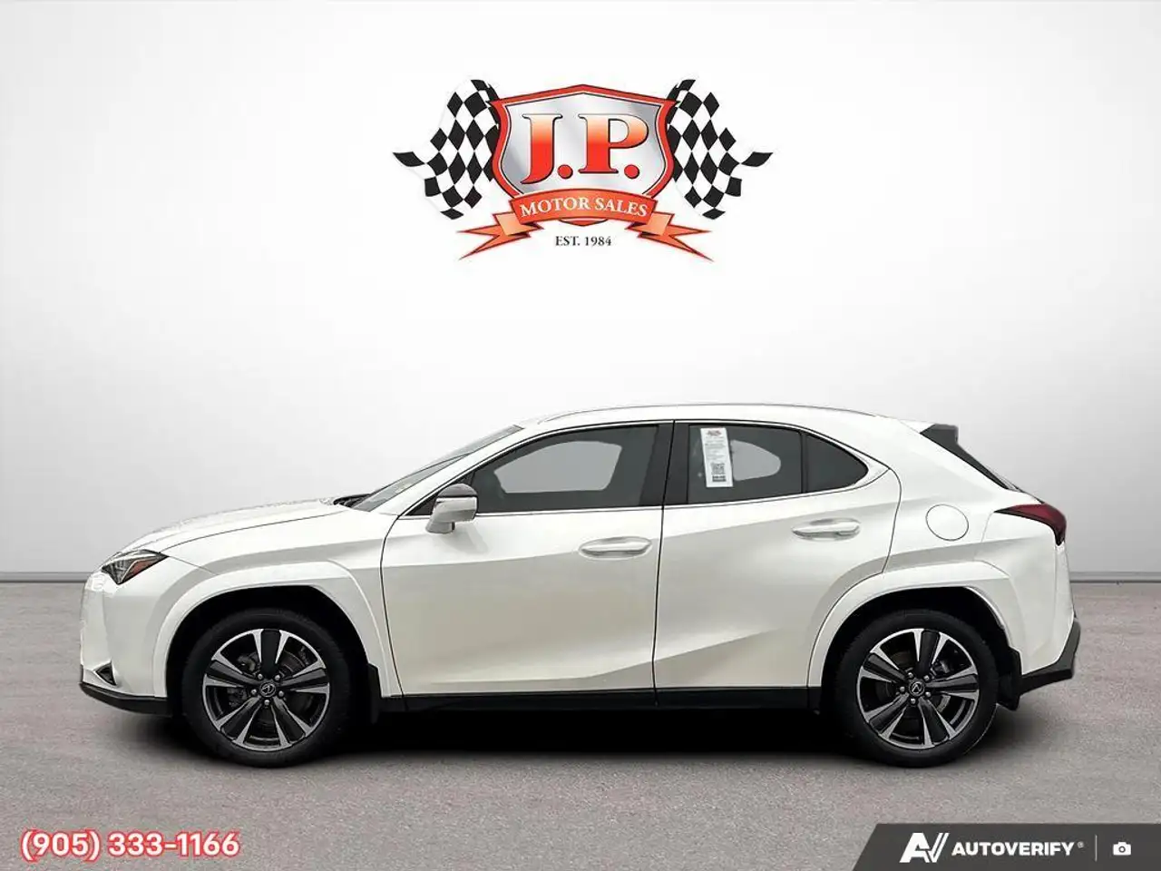 Lexus UX 250h - Image 4