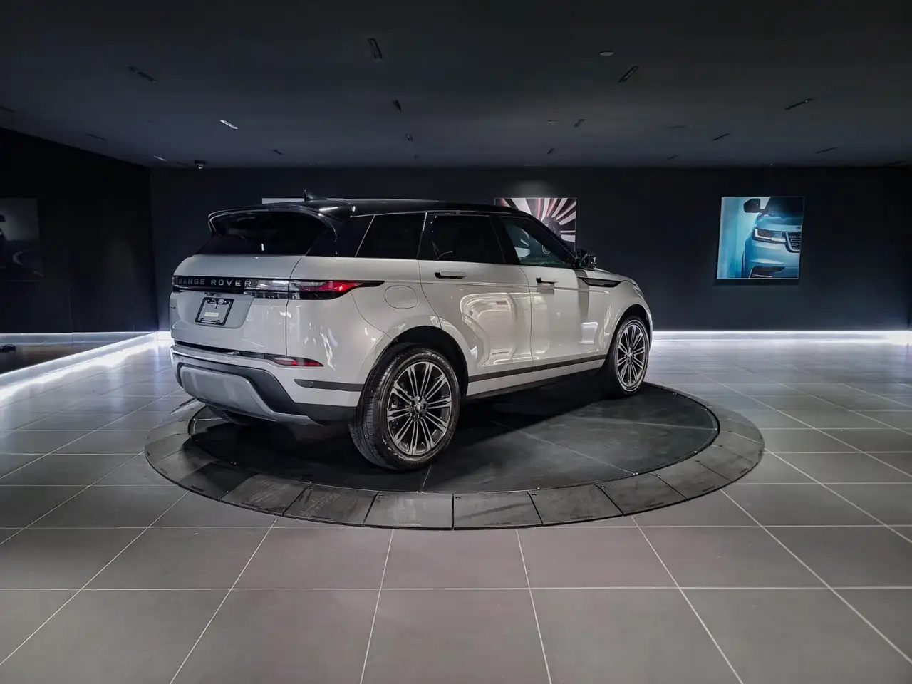 Land Rover Range Rover Evoque - Image 5