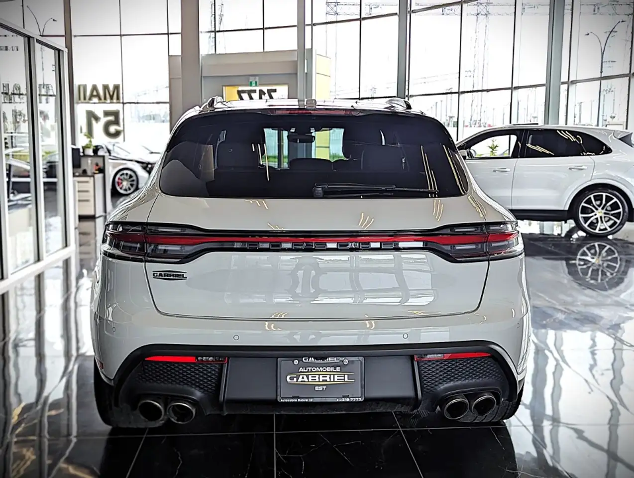 Porsche Macan - Image 6