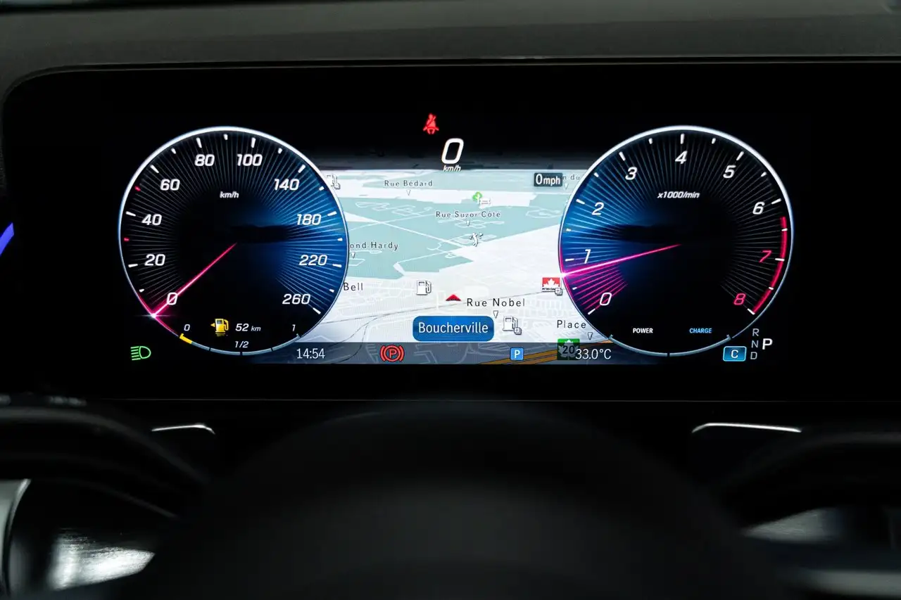 Mercedes-Benz GLB - Image 9