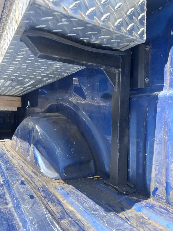 Ford F-150 - Image 8