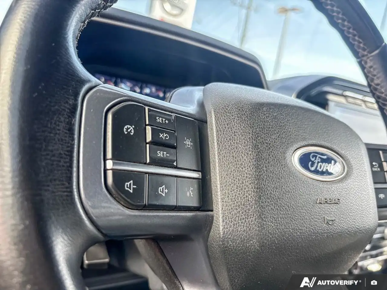 Ford F-150 - Image 25