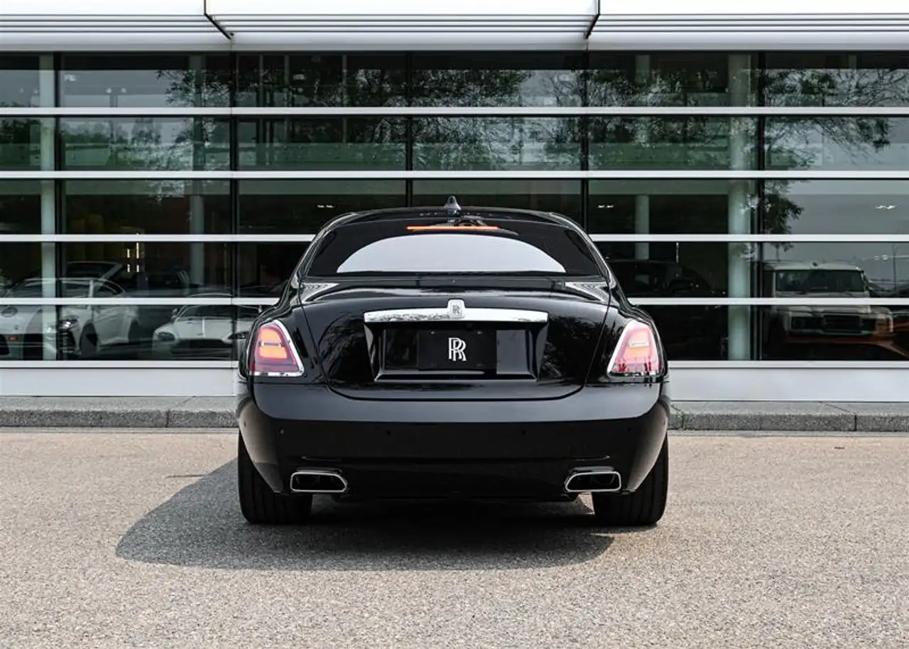Rolls-Royce Ghost - Image 4