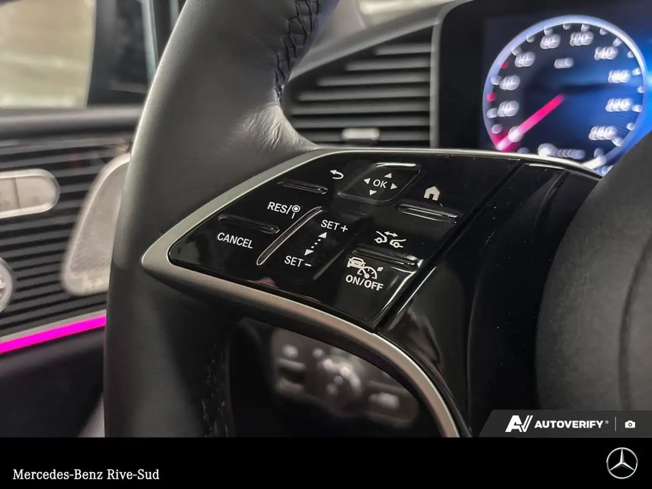 Mercedes-Benz GLE - Image 22
