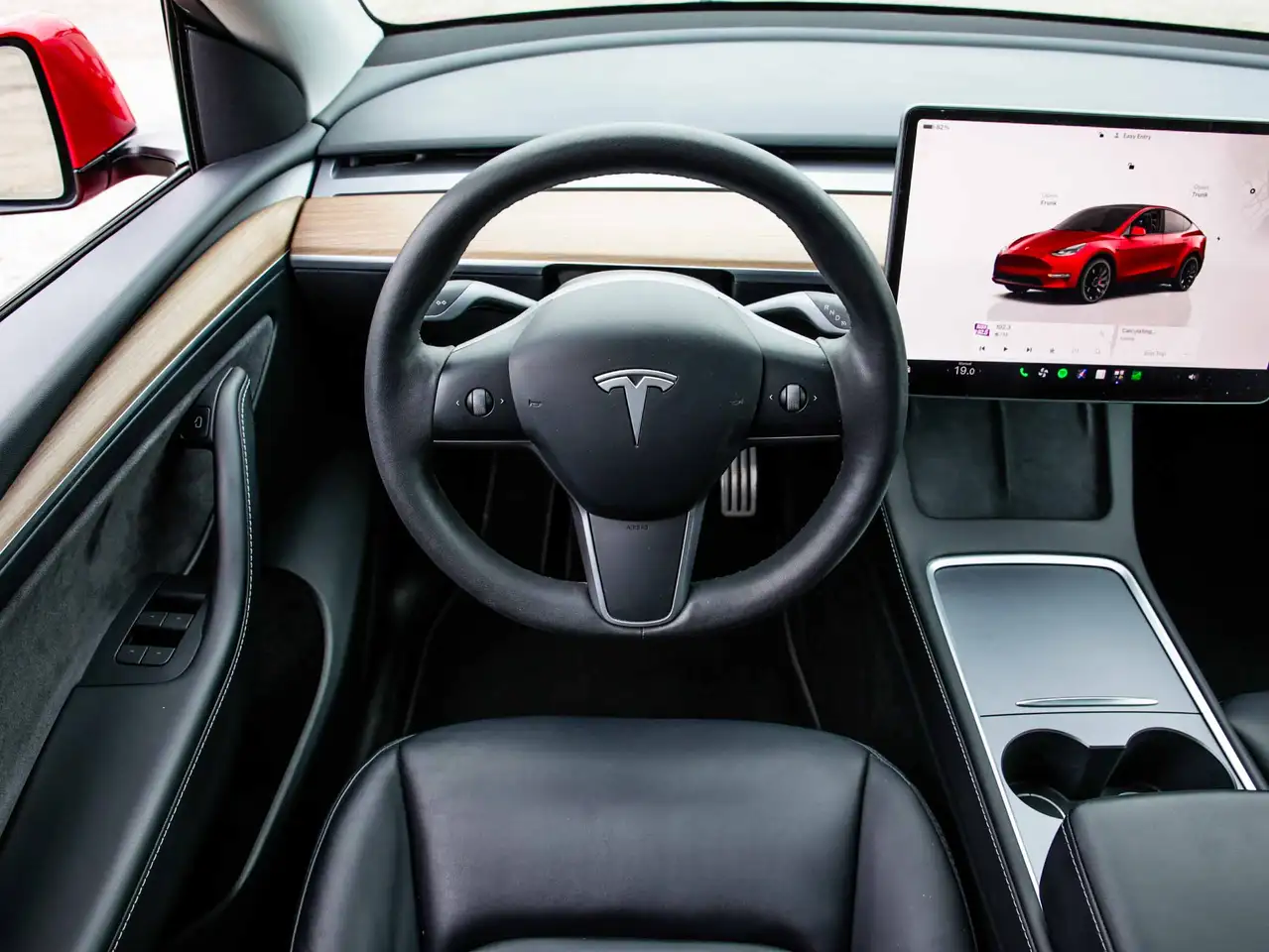 Tesla Model Y - Image 14