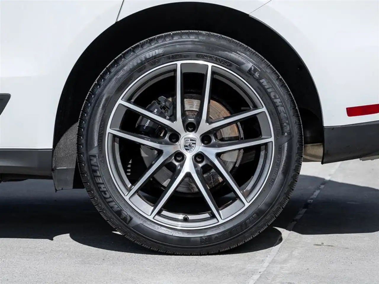 Porsche Macan - Image 6