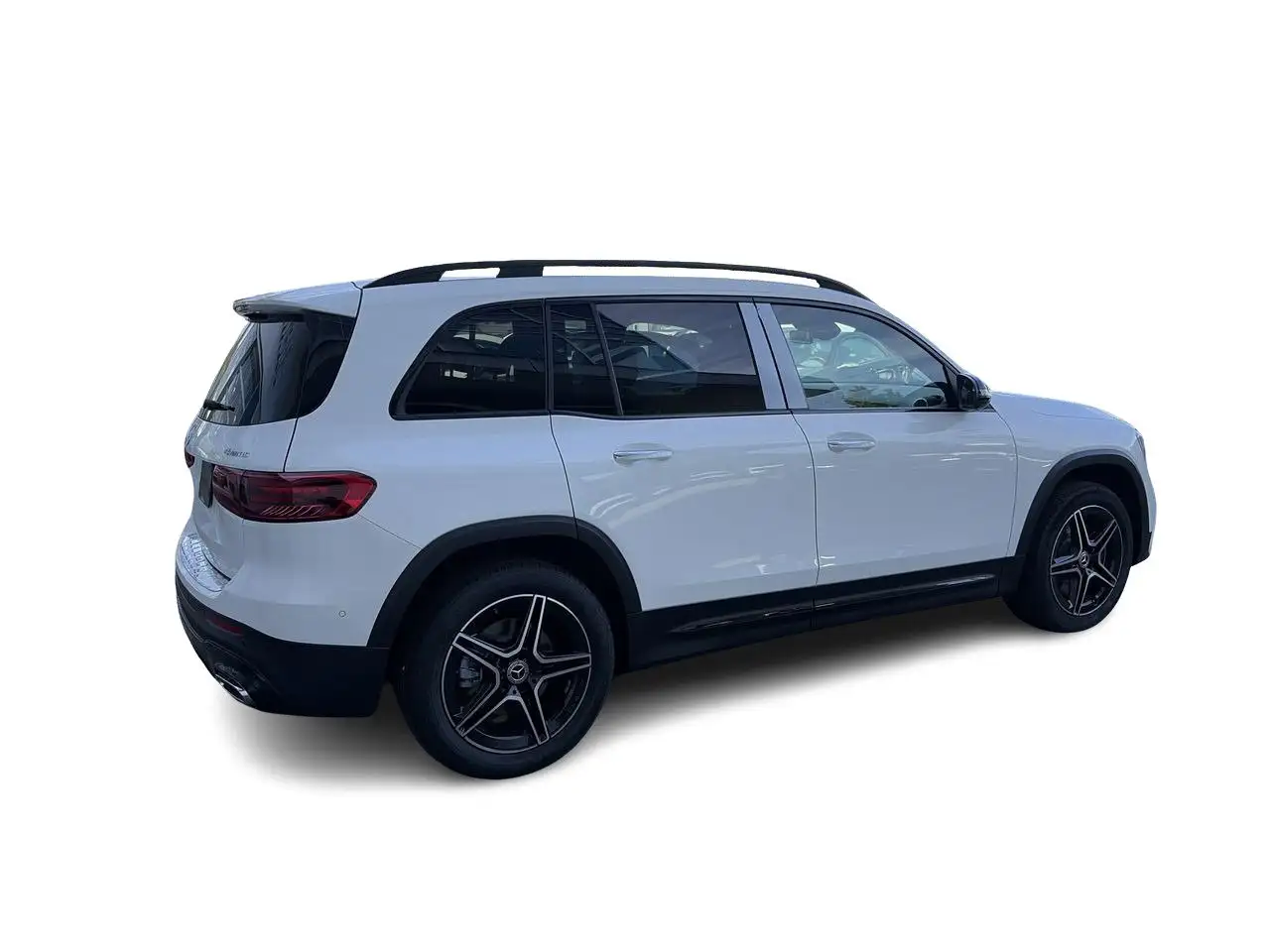 Mercedes-Benz GLB - Image 15