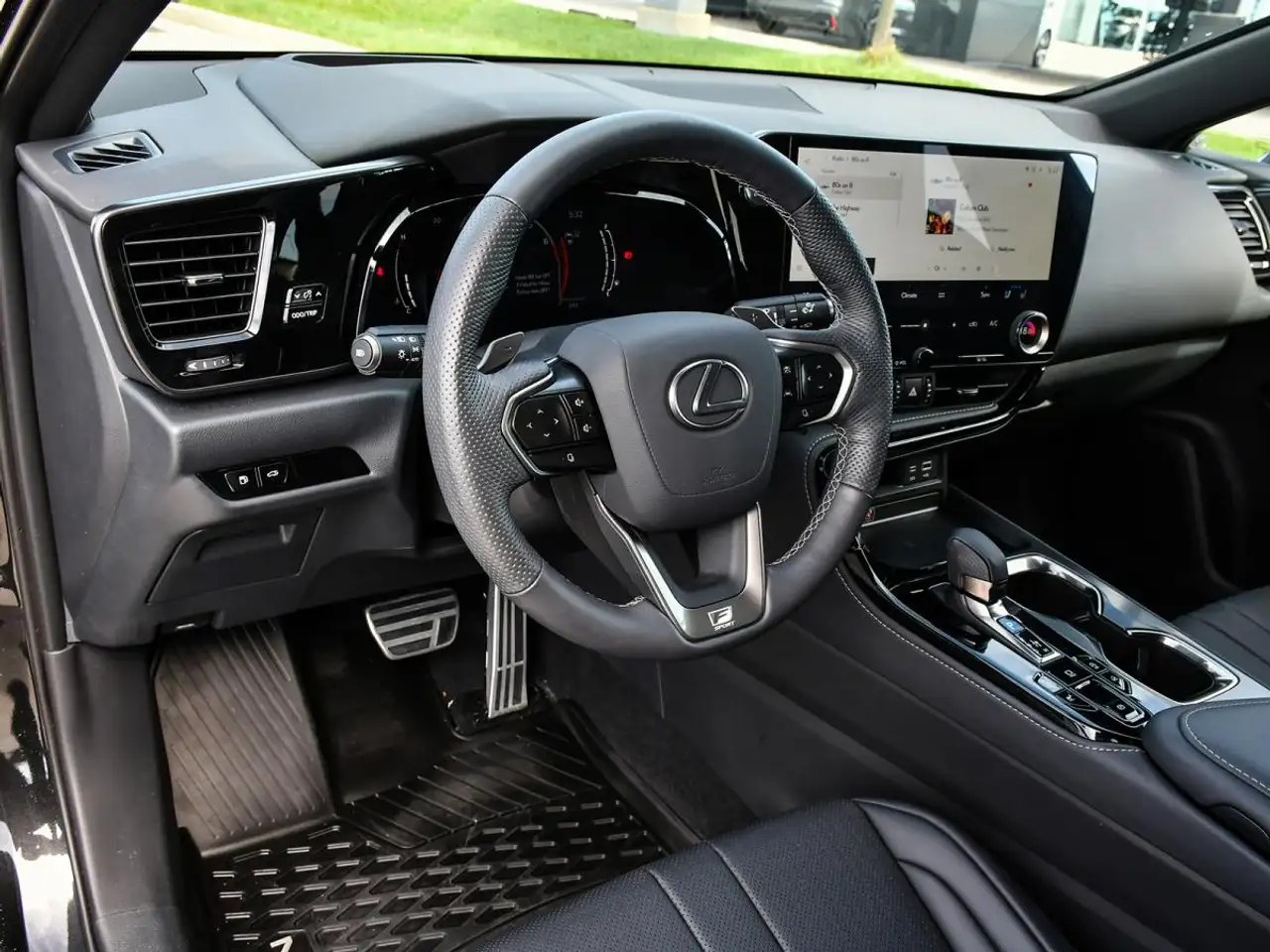 Lexus NX - Image 12