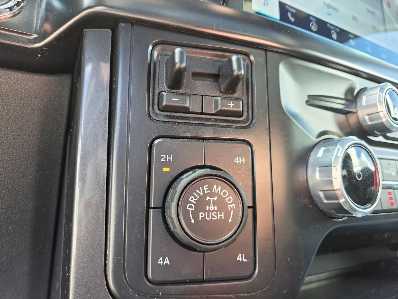 Ford F-150 - Image 20