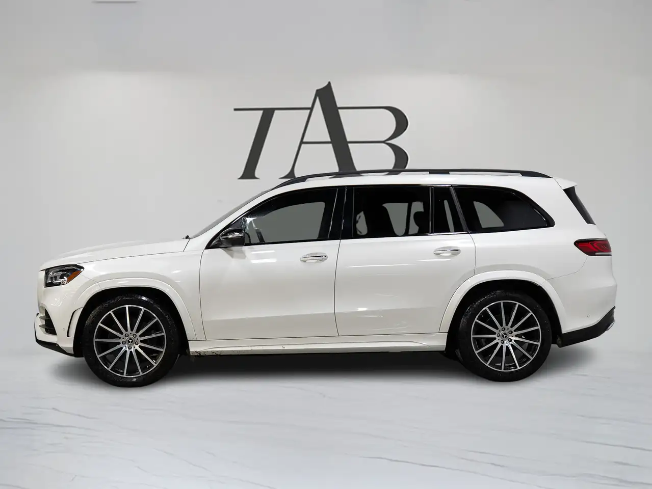 Mercedes-Benz GLS - Image 34
