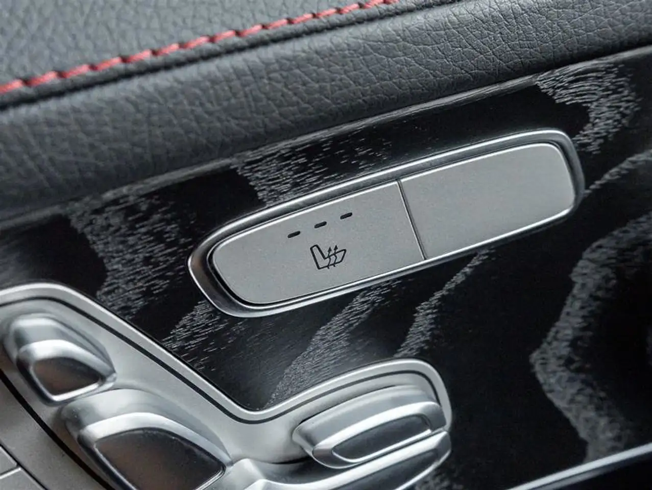Mercedes-Benz GLC - Image 28