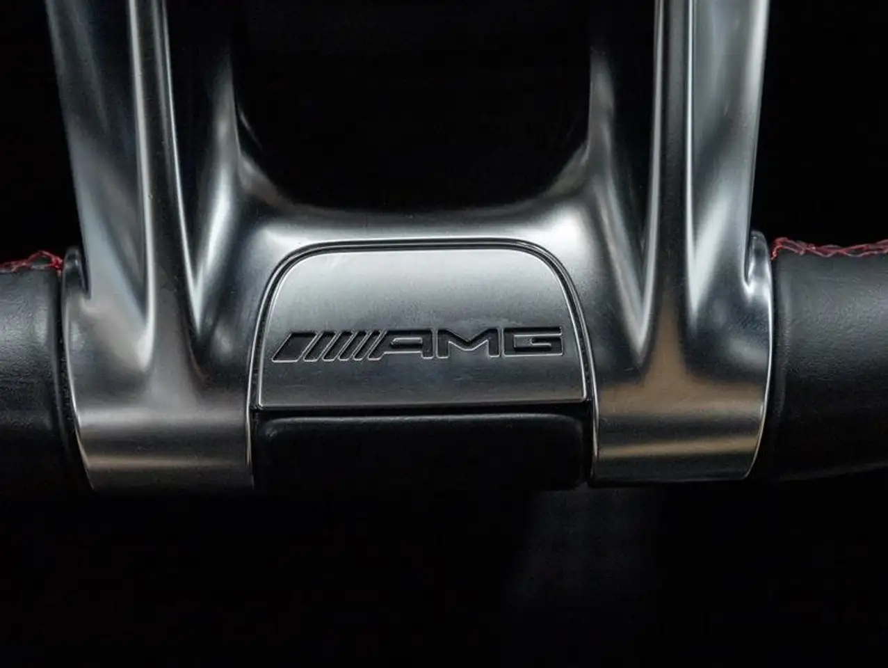Mercedes-Benz GLC - Image 22