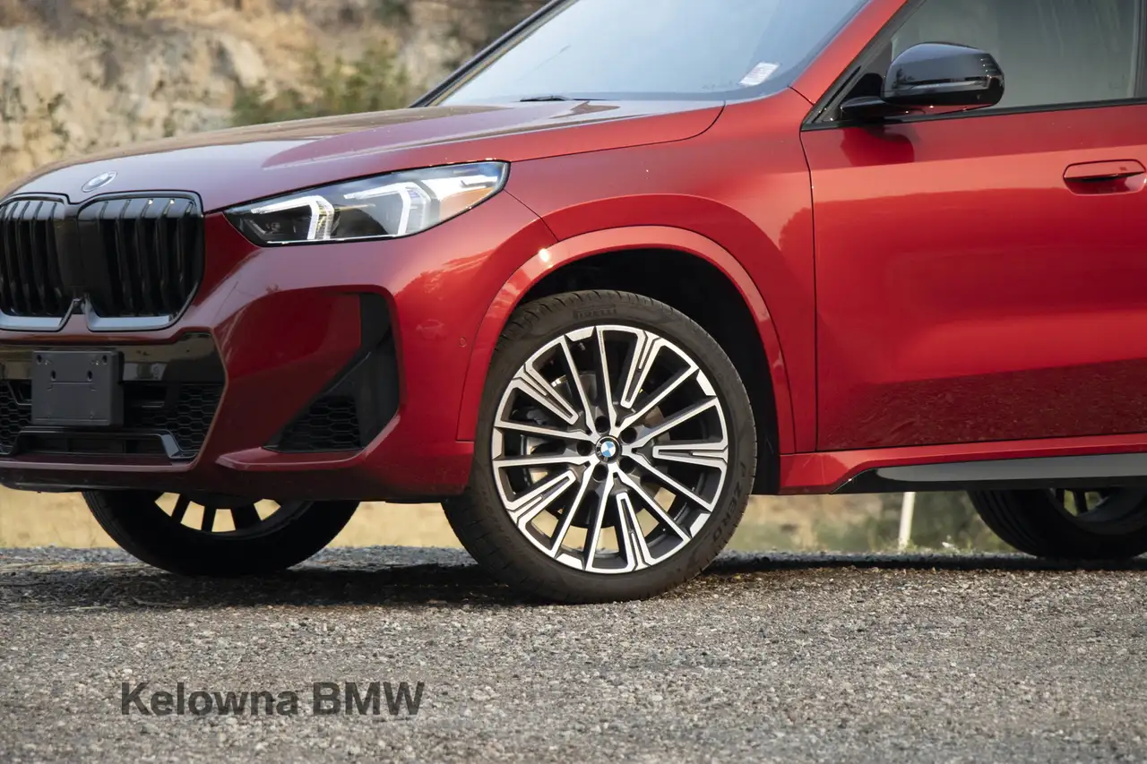 BMW X1 - Image 2