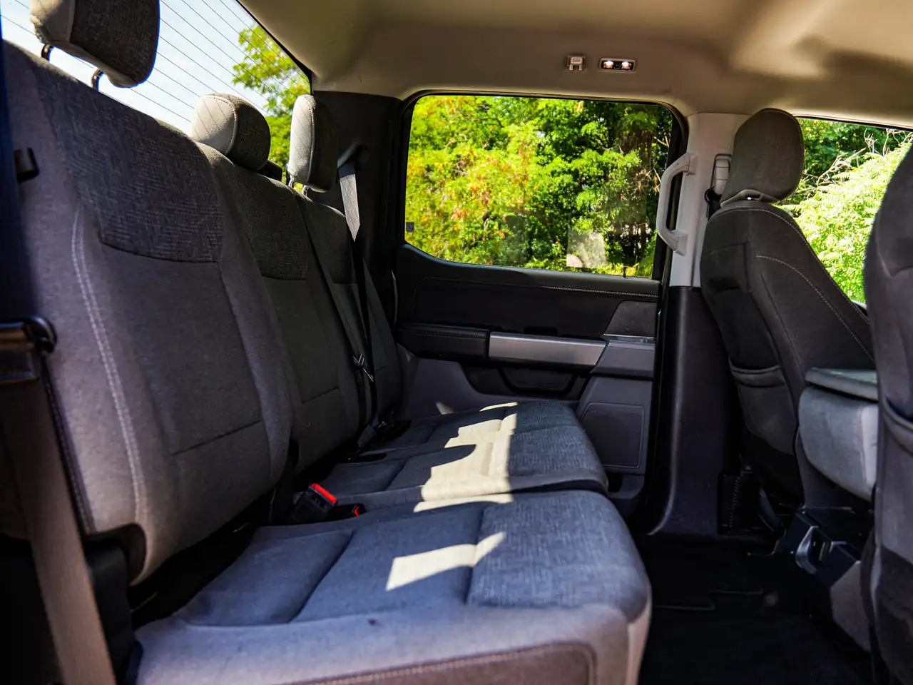 Ford F-150 - Image 39