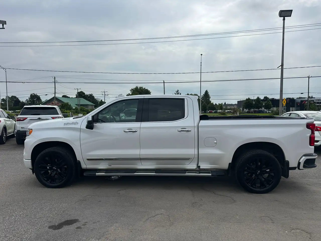 Chevrolet Silverado 1500 - Image 4