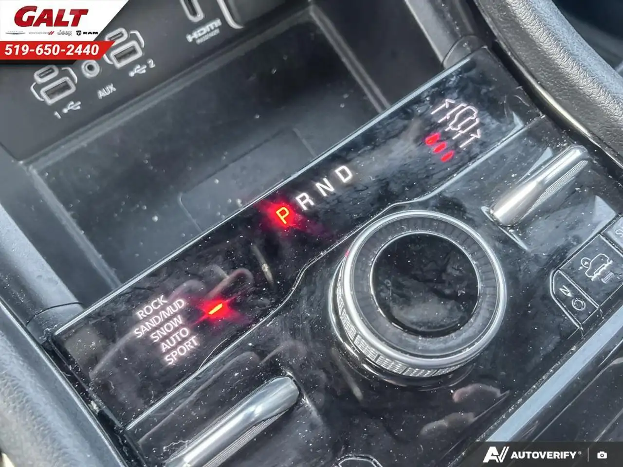 Jeep Grand Cherokee - Image 17