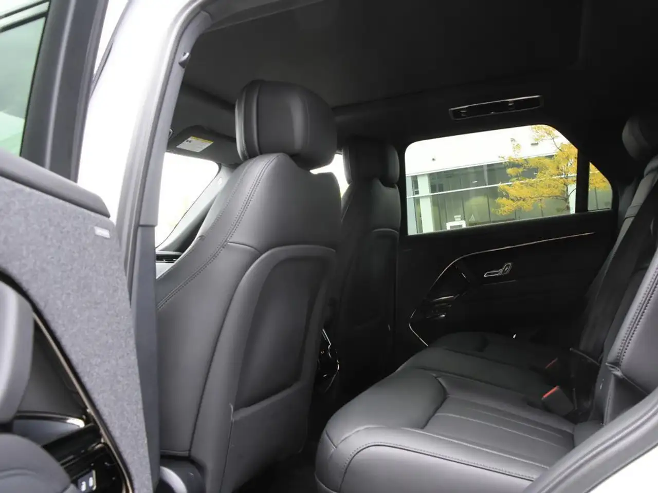 Land Rover Range Rover Sport - Image 24