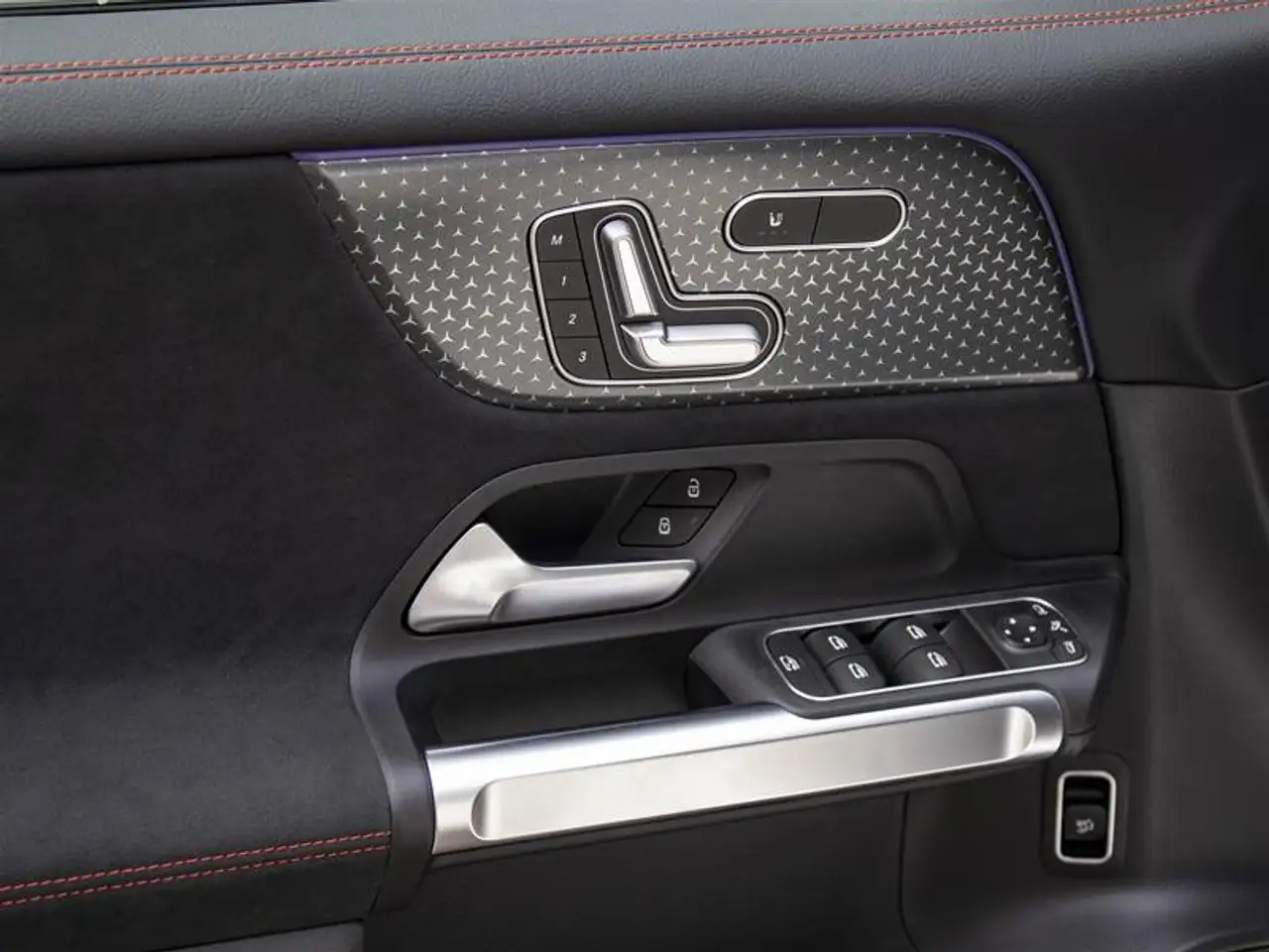 Mercedes-Benz GLB - Image 4