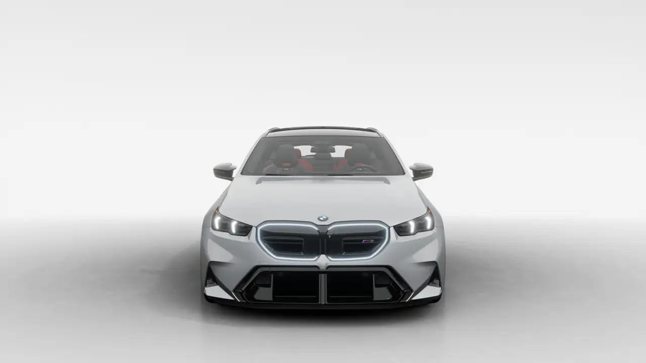 BMW M5 - Image 4