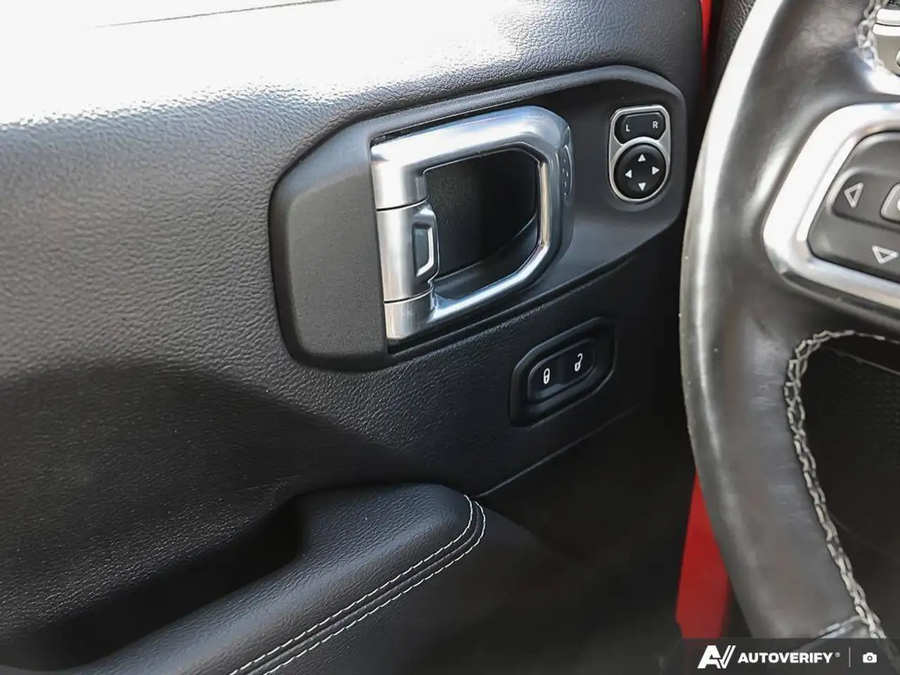 Jeep Wrangler - Image 17