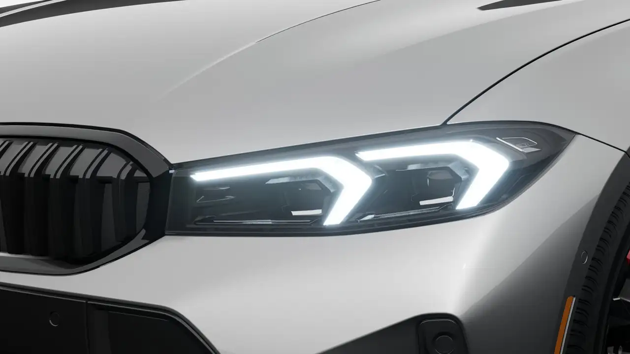 BMW 3 Series - Image 9
