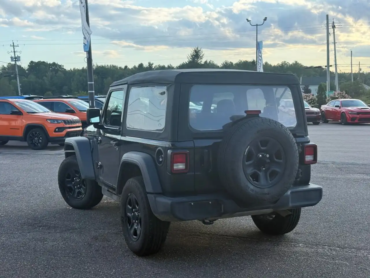 Jeep Wrangler - Image 5