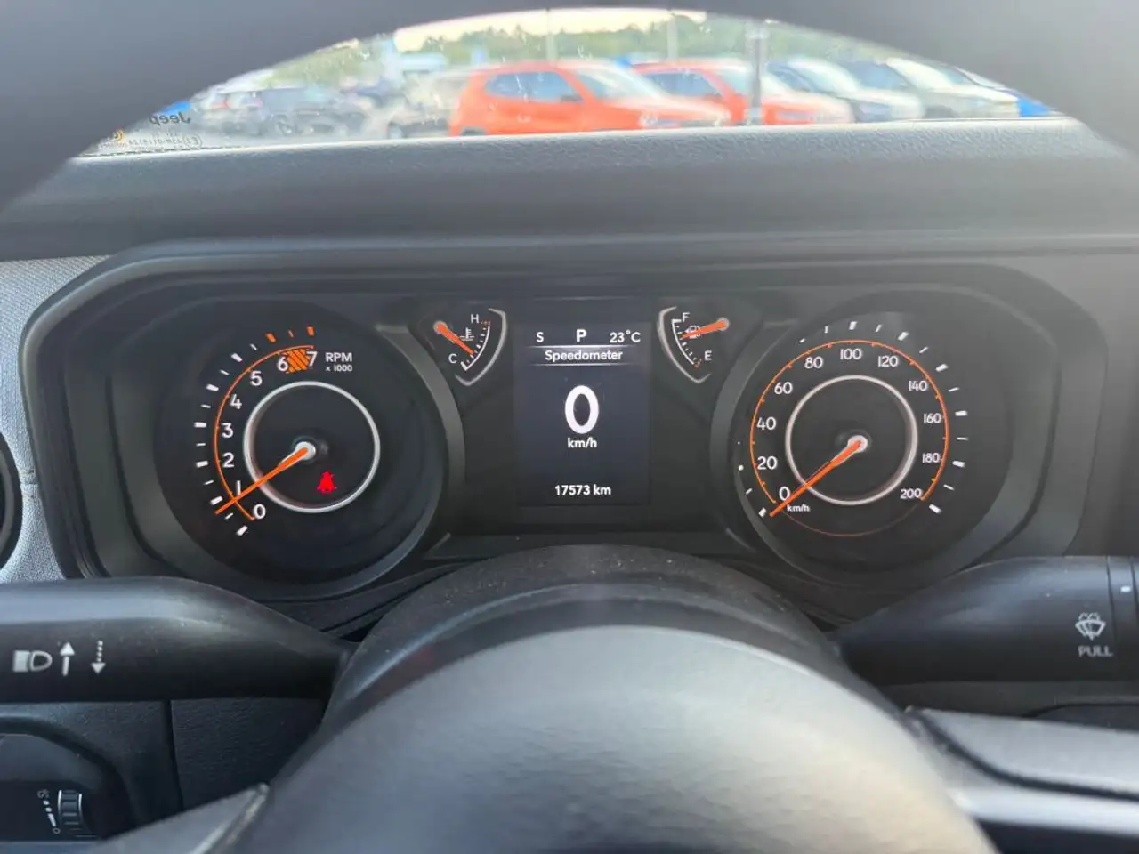 Jeep Wrangler - Image 14