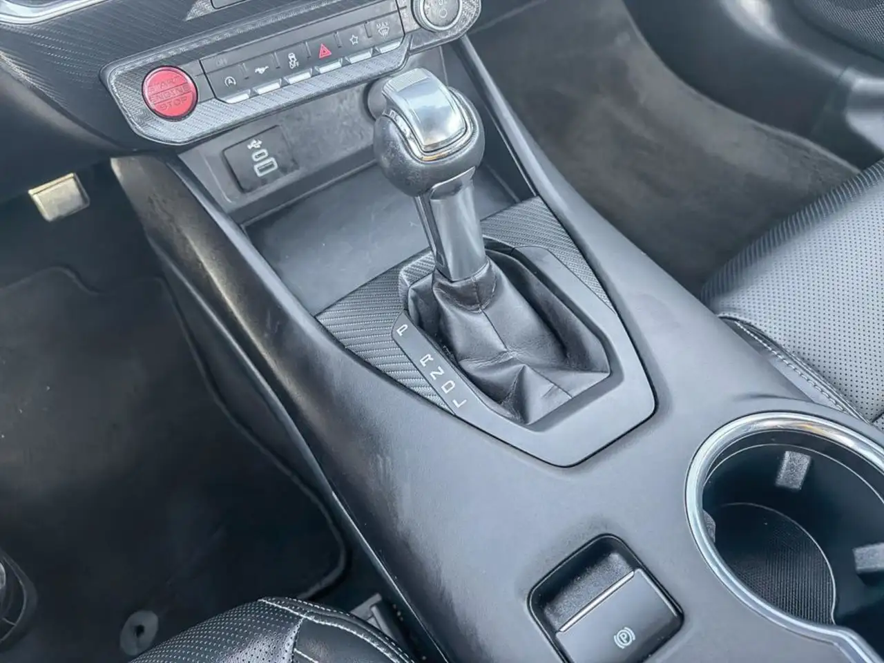 Ford Mustang - Image 17