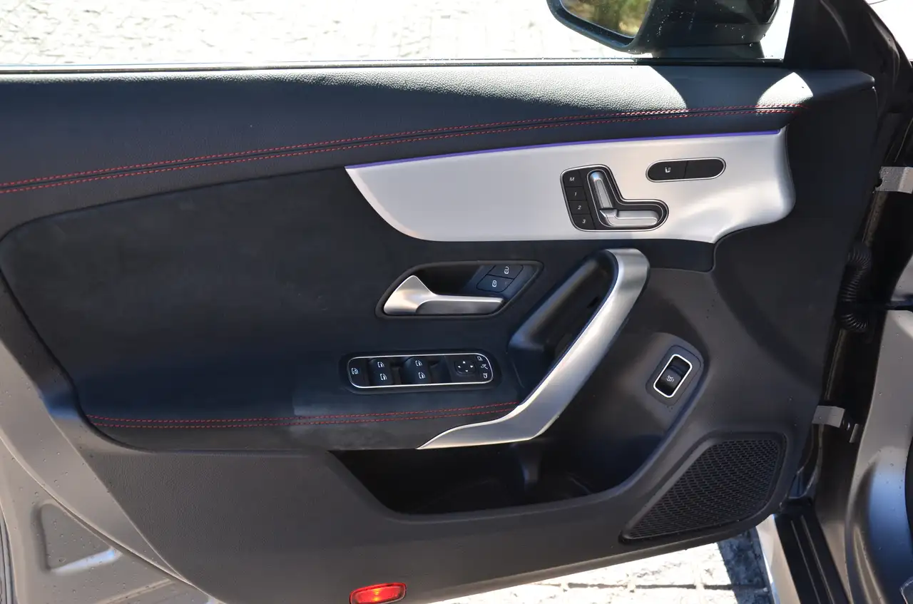 Mercedes-Benz CLA - Image 14