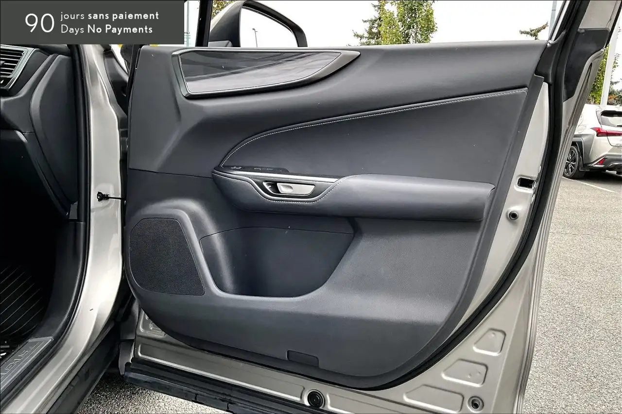 Lexus NX - Image 19