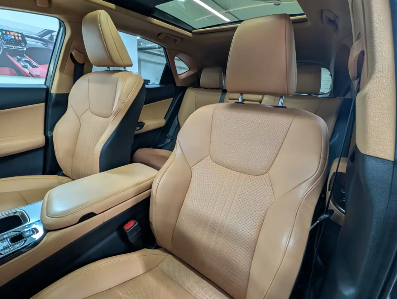 Lexus NX 350h - Image 11