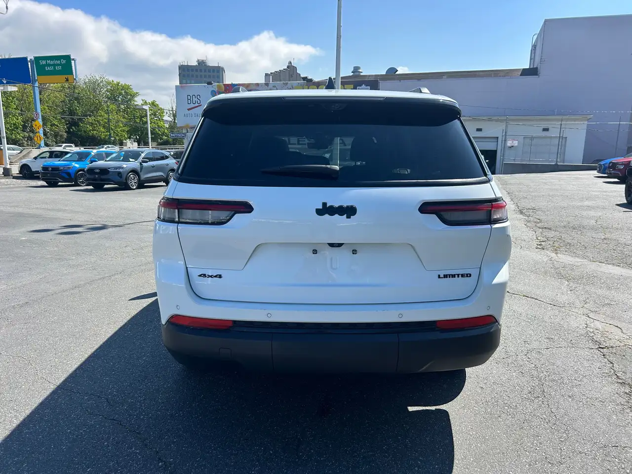 Jeep Grand Cherokee - Image 4