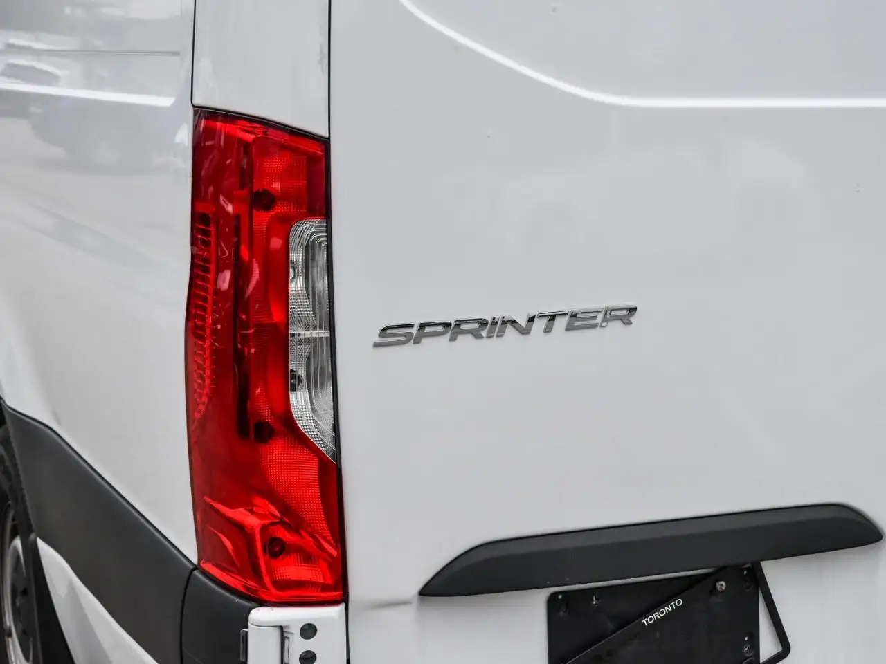 Mercedes-Benz Sprinter 2500 - Image 5