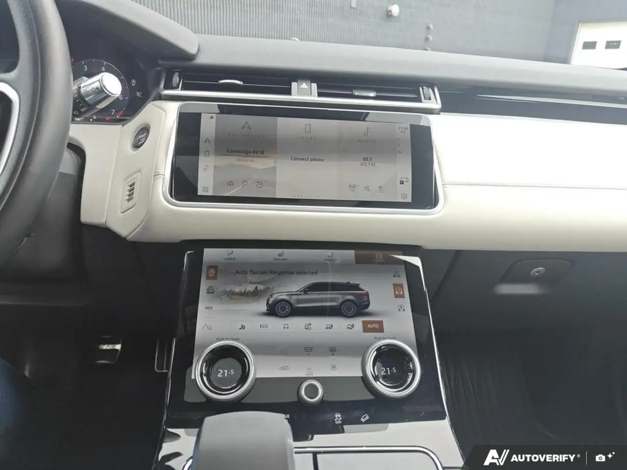 Land Rover Range Rover Velar - Image 19