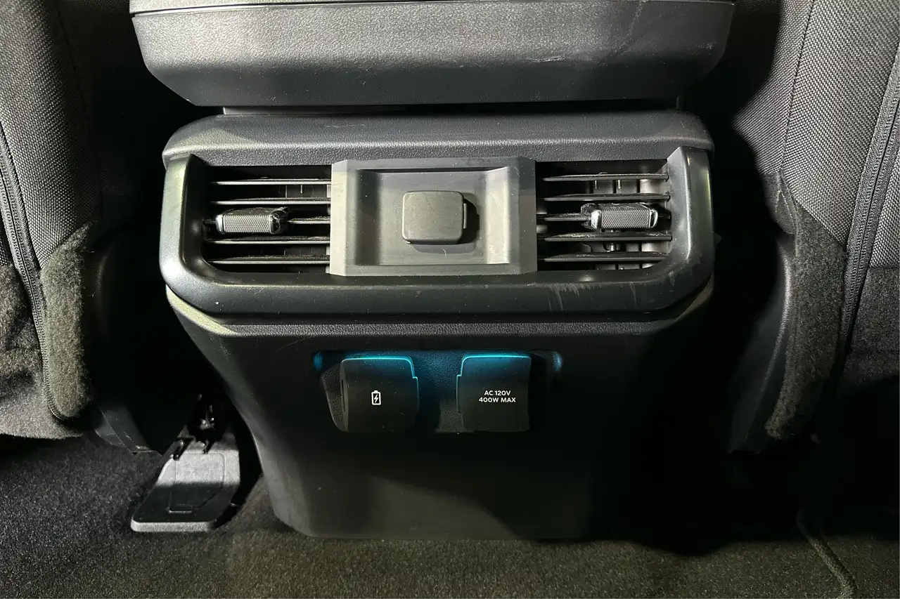 Ford F-150 - Image 21