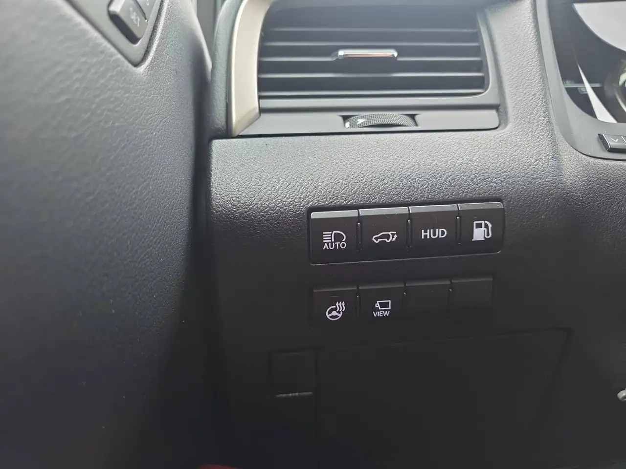 Lexus RX - Image 23
