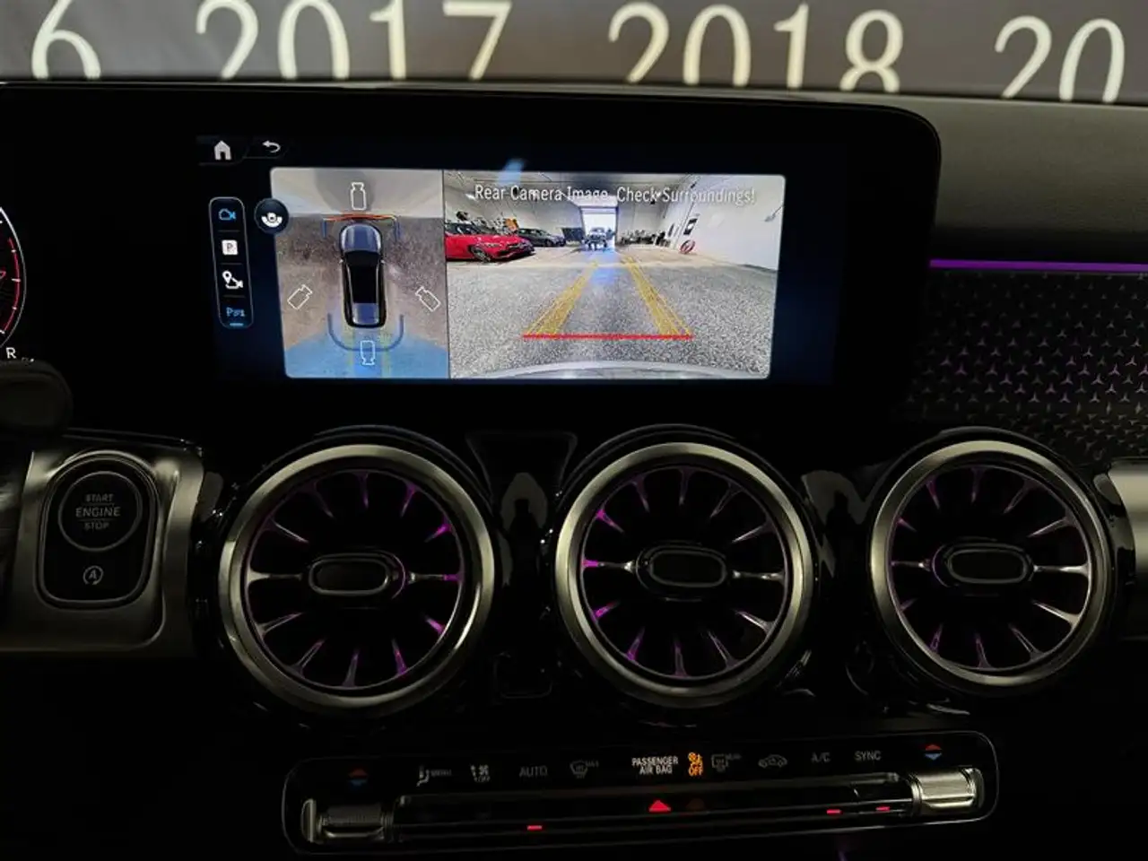 Mercedes-Benz GLB - Image 15