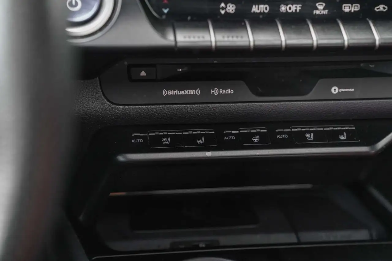 Lexus UX - Image 31