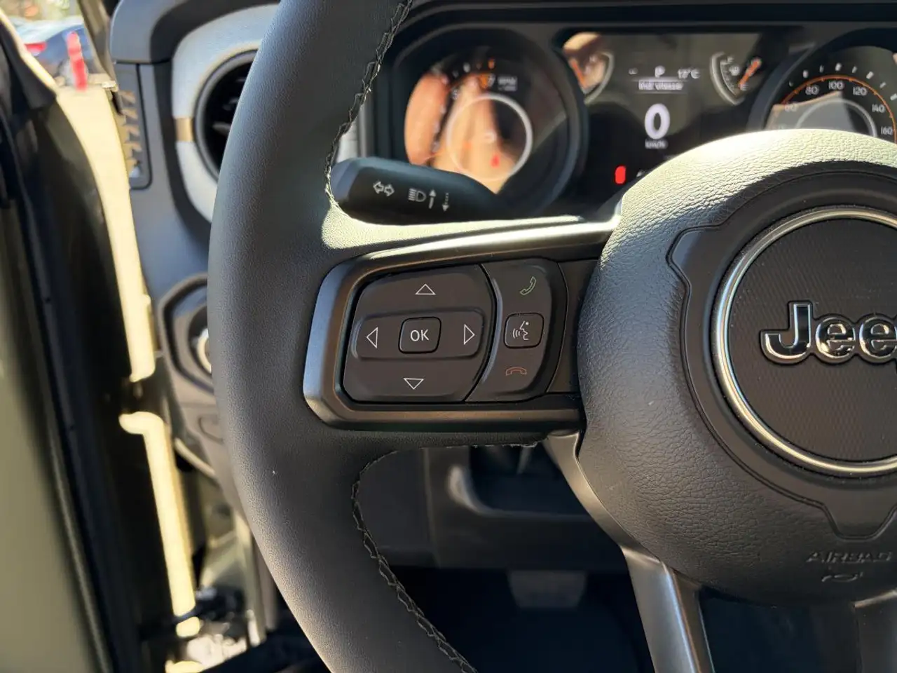Jeep Gladiator - Image 14