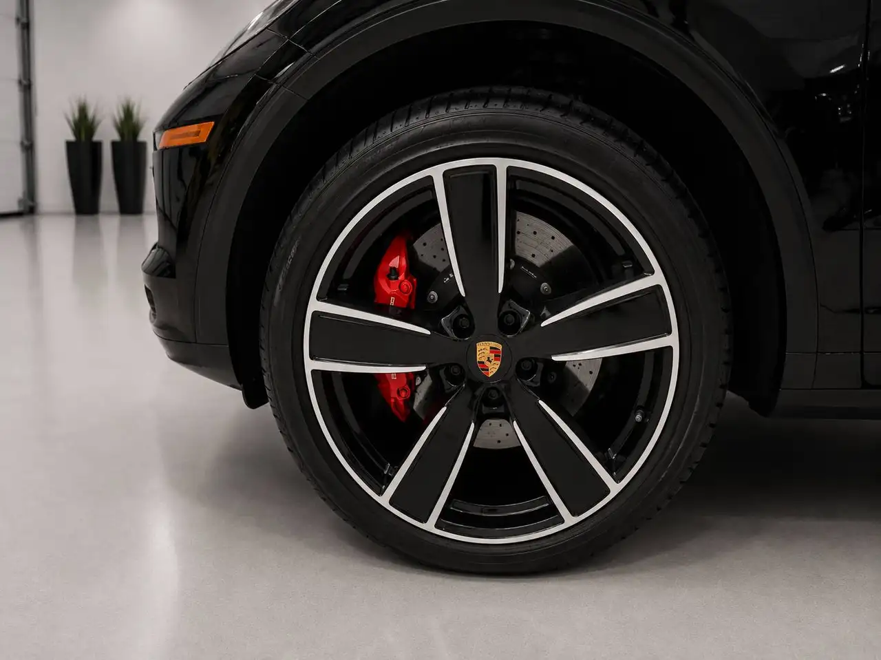 Porsche Cayenne - Image 5